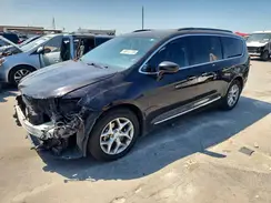 2C4RC1BG0HR810275 2017 CHRYSLER PACIFICA
