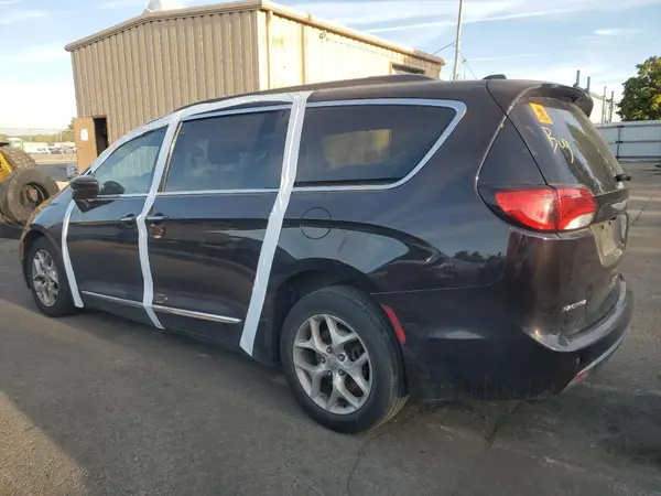 2C4RC1BG0HR810339 2017 CHRYSLER PACIFICA - Image 2