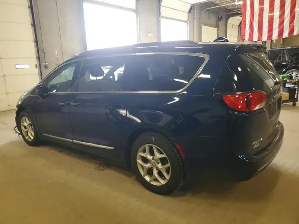 2C4RC1BG0HR815976 2017 CHRYSLER PACIFICA - Image 2