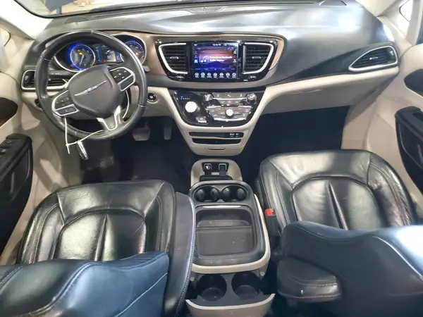 2C4RC1BG0HR815976 2017 CHRYSLER PACIFICA - Image 8