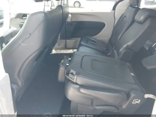 2C4RC1BG0HR821230 2017 CHRYSLER PACIFICA - Image 8