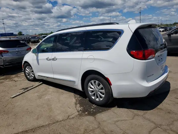 2C4RC1BG0HR821633 2017 CHRYSLER PACIFICA - Image 2