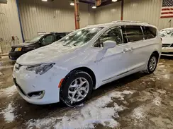 2C4RC1BG0HR831403 2017 CHRYSLER PACIFICA