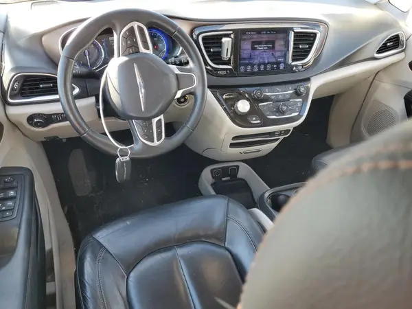 2C4RC1BG0HR832003 2017 CHRYSLER PACIFICA - Image 8