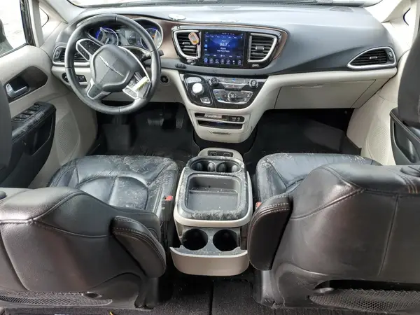 2C4RC1BG0HR832261 2017 CHRYSLER PACIFICA - Image 8
