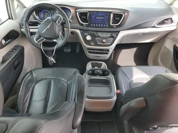 2C4RC1BG0HR836245 2017 CHRYSLER PACIFICA - Image 8