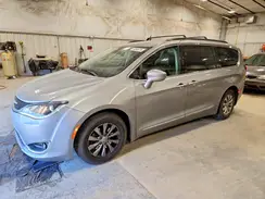 2C4RC1BG0HR836665 2017 CHRYSLER PACIFICA