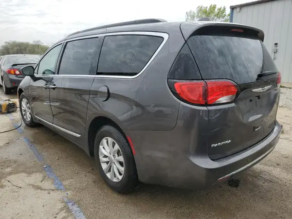 2C4RC1BG0HR839338 2017 CHRYSLER PACIFICA - Image 2