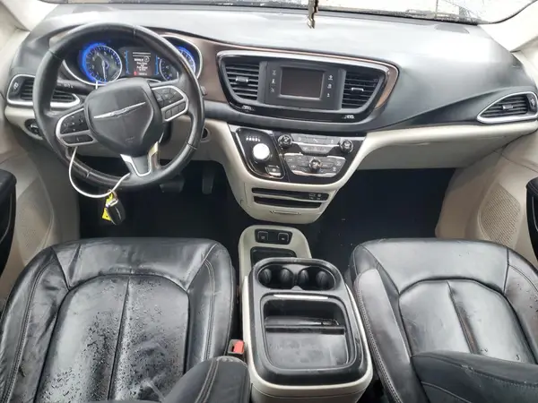 2C4RC1BG0HR854678 2017 CHRYSLER PACIFICA - Image 8