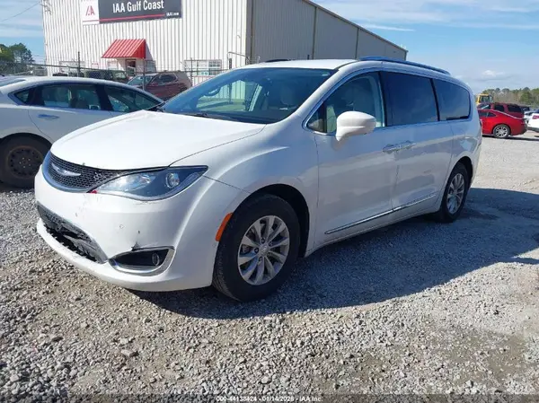 2C4RC1BG0JR103456 2018 CHRYSLER PACIFICA - Image 2