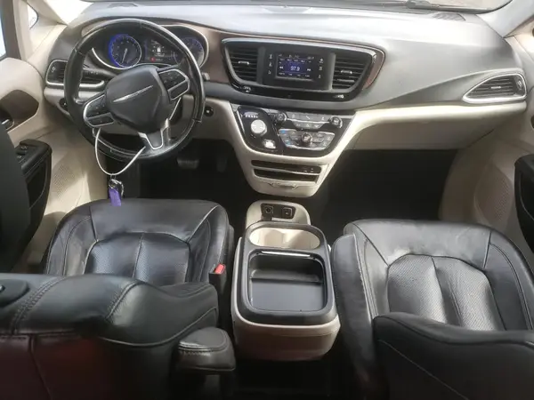 2C4RC1BG0JR110066 2018 CHRYSLER PACIFICA - Image 8