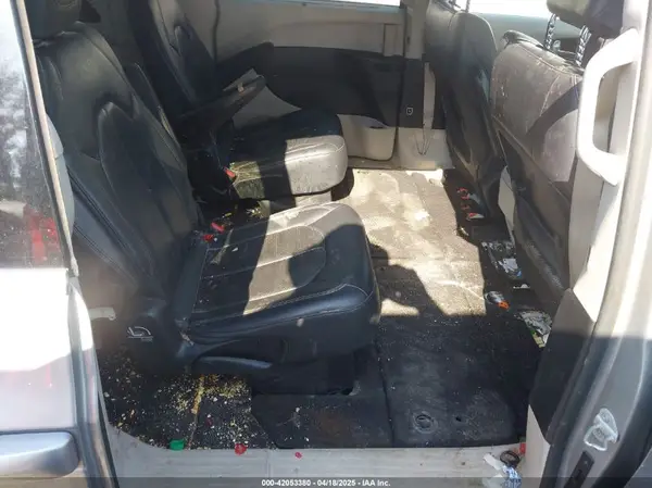 2C4RC1BG0JR110651 2018 CHRYSLER PACIFICA - Image 8