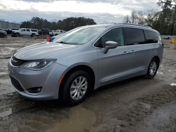 2C4RC1BG0JR119558 2018 CHRYSLER PACIFICA - Image 1
