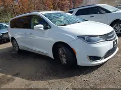 2C4RC1BG0JR119771 2018 CHRYSLER PACIFICA
