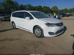 2C4RC1BG0JR120113 2018 CHRYSLER PACIFICA