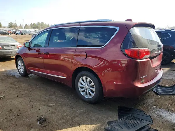 2C4RC1BG0JR127921 2018 CHRYSLER PACIFICA - Image 2