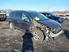 2C4RC1BG0JR127949 2018 CHRYSLER PACIFICA