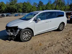 2C4RC1BG0JR132116 2018 CHRYSLER PACIFICA