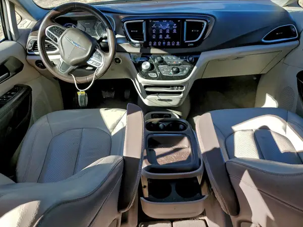 2C4RC1BG0JR132116 2018 CHRYSLER PACIFICA - Image 8