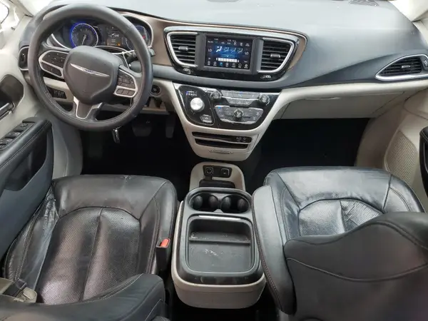 2C4RC1BG0JR139163 2018 CHRYSLER PACIFICA - Image 8