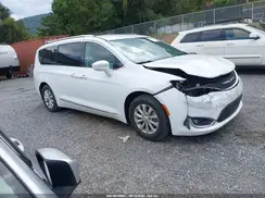 2C4RC1BG0JR141818 2018 CHRYSLER PACIFICA