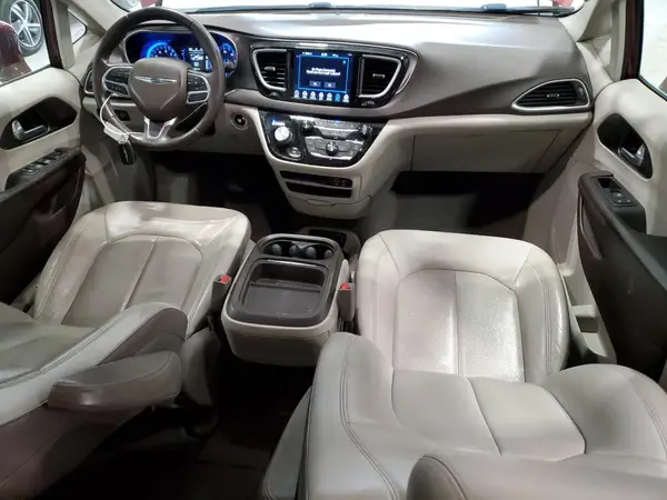 2C4RC1BG0JR144721 2018 CHRYSLER PACIFICA - Image 8