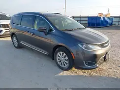 2C4RC1BG0JR149157 2018 CHRYSLER PACIFICA