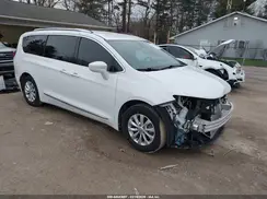 2C4RC1BG0JR149434 2018 CHRYSLER PACIFICA