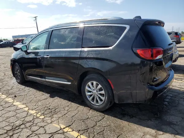 2C4RC1BG0JR154181 2018 CHRYSLER PACIFICA - Image 2