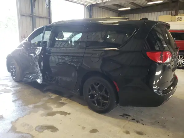 2C4RC1BG0JR156982 2018 CHRYSLER PACIFICA - Image 2