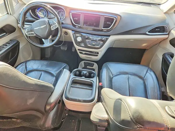 2C4RC1BG0JR163334 2018 CHRYSLER PACIFICA - Image 8