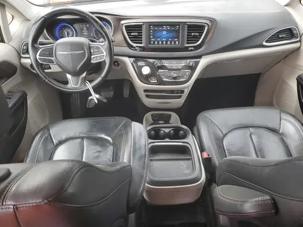 2C4RC1BG0JR171918 2018 CHRYSLER PACIFICA - Image 8