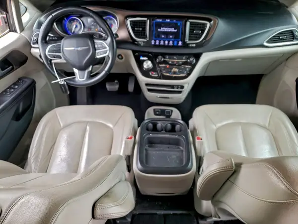 2C4RC1BG0JR174172 2018 CHRYSLER PACIFICA - Image 8