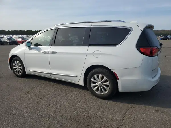 2C4RC1BG0JR174530 2018 CHRYSLER PACIFICA - Image 2