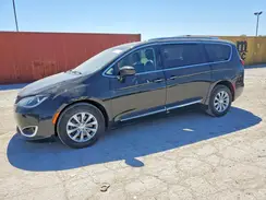 2C4RC1BG0JR185883 2018 CHRYSLER PACIFICA
