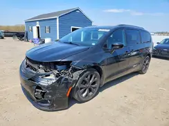 2C4RC1BG0JR198116 2018 CHRYSLER PACIFICA