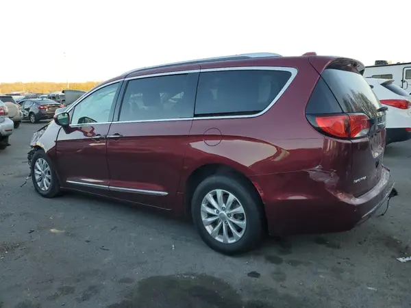 2C4RC1BG0JR211303 2018 CHRYSLER PACIFICA - Image 2