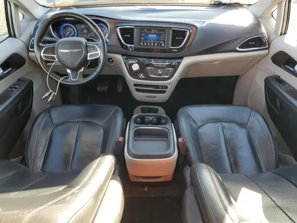 2C4RC1BG0JR216887 2018 CHRYSLER PACIFICA - Image 8