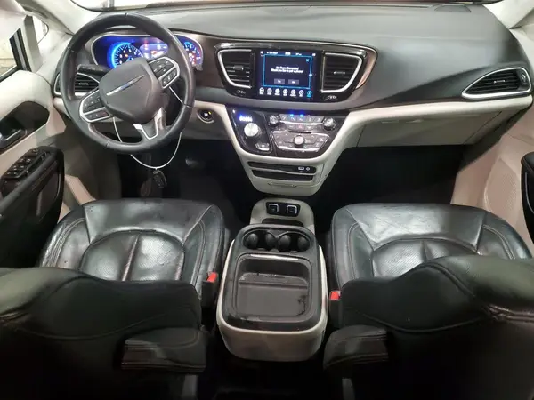 2C4RC1BG0JR233351 2018 CHRYSLER PACIFICA - Image 8