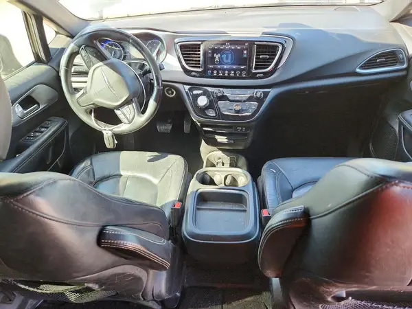 2C4RC1BG0JR236024 2018 CHRYSLER PACIFICA - Image 8