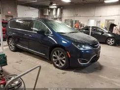 2C4RC1BG0JR247010 2018 CHRYSLER PACIFICA