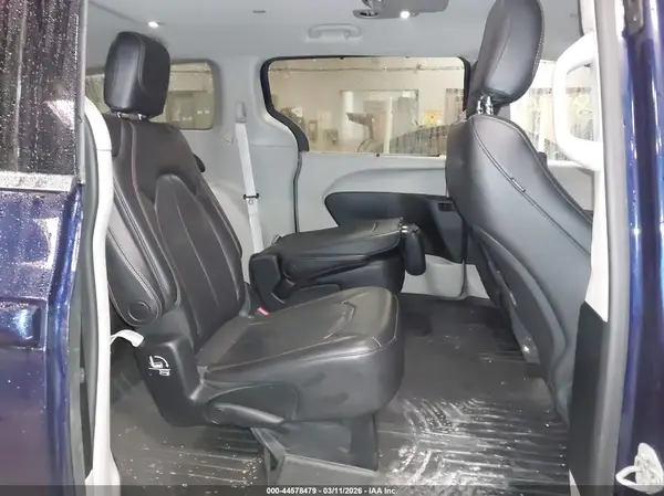 2C4RC1BG0JR247010 2018 CHRYSLER PACIFICA - Image 8