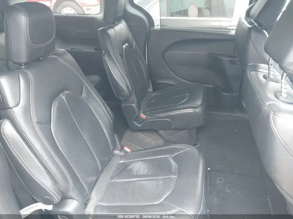 2C4RC1BG0JR257794 2018 CHRYSLER PACIFICA - Image 8