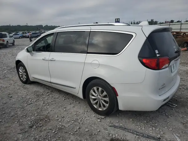 2C4RC1BG0JR269380 2018 CHRYSLER PACIFICA - Image 2