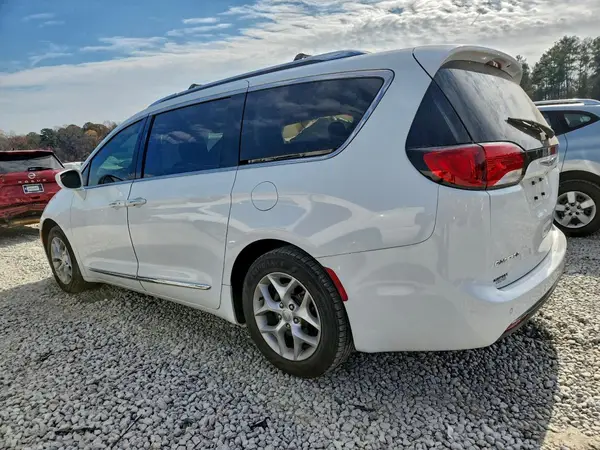 2C4RC1BG0JR271503 2018 CHRYSLER PACIFICA - Image 2