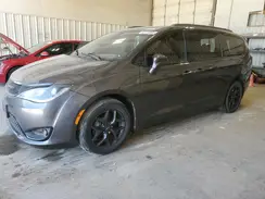 2C4RC1BG0JR275003 2018 CHRYSLER PACIFICA
