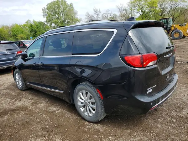 2C4RC1BG0JR290441 2018 CHRYSLER PACIFICA - Image 2
