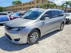 2C4RC1BG0JR290794 2018 CHRYSLER PACIFICA