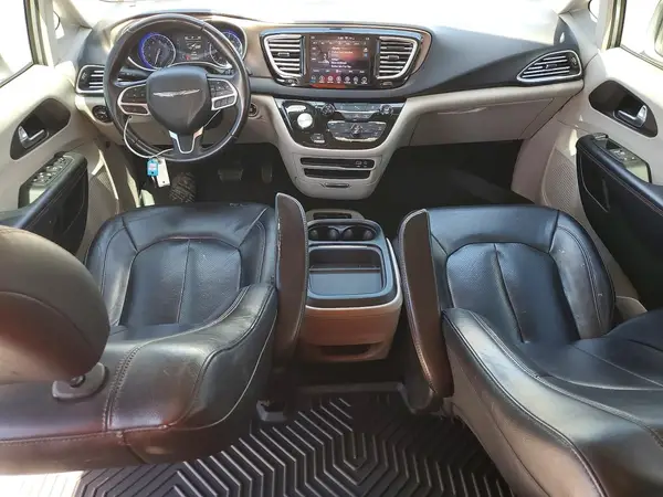2C4RC1BG0JR290794 2018 CHRYSLER PACIFICA - Image 8