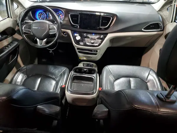 2C4RC1BG0JR312051 2018 CHRYSLER PACIFICA - Image 8